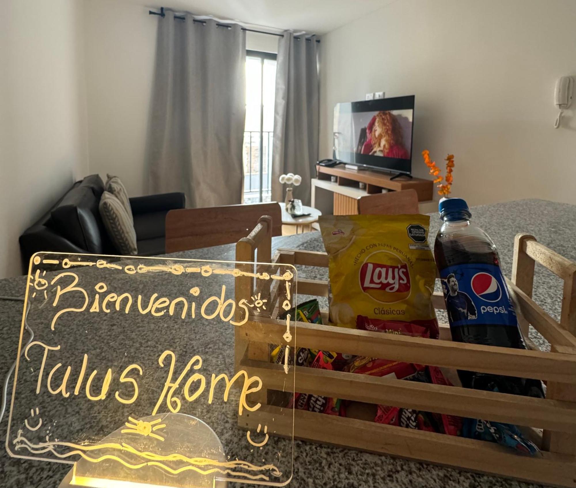 Comodo Y Acogedor Departamento Cerca De Barranco Y El Circuito De Playas Apartamento